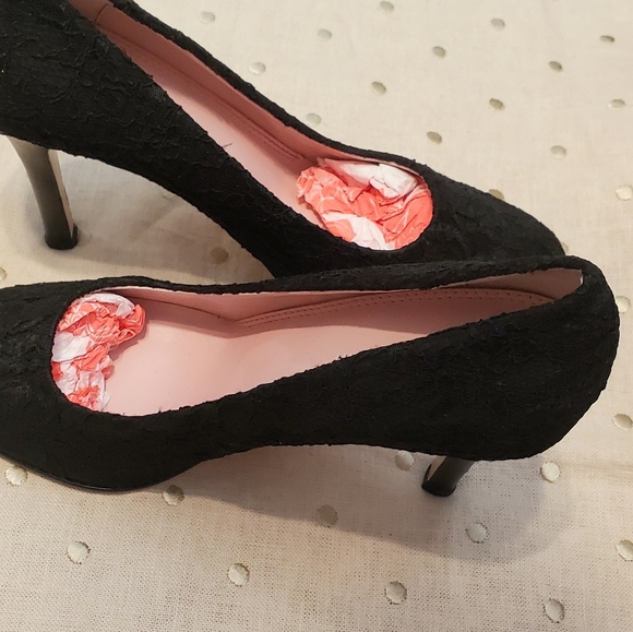 ANNE KLEIN WOMEN'S LACE BLACK High HEELED EVENT PUMP SHOE- 7.5M - Picture 6 of 8